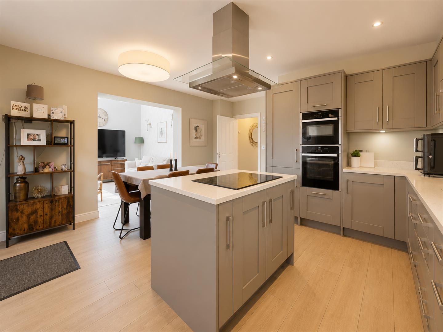 Dartmouth Drive, Broughton, Milton Keynes